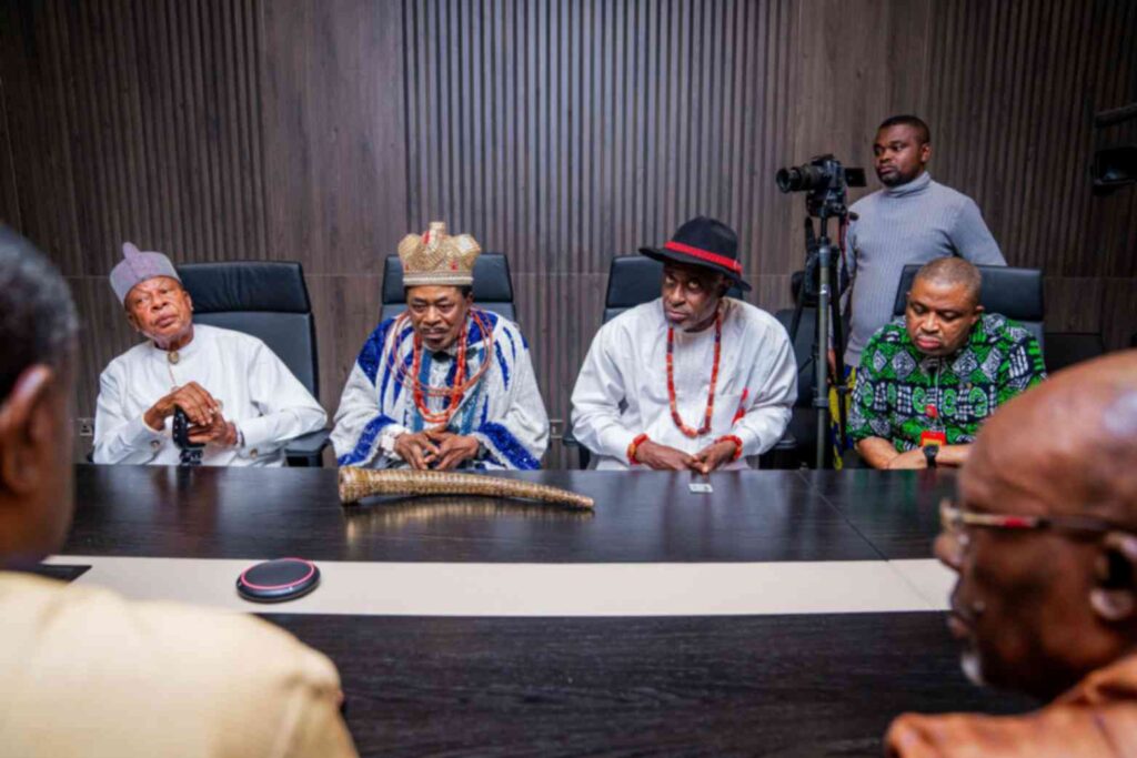 2nd Term: Alex Otti Receives Old Bende Elders, Vows to Continue with 'New Abia Project'