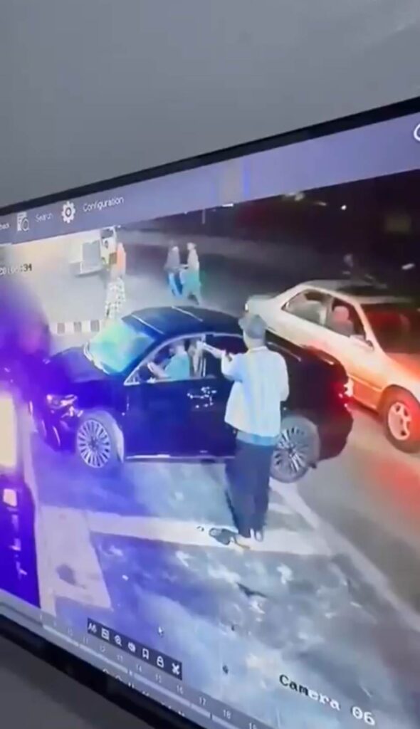 VIDEO: CCTV Footage Captures Moment Gunmen Snatches A Car From Owner In Port Harcourt 2 CCTV Footage Captures Moment Gunmen Snatches A Car From Owner In Port Harcourt