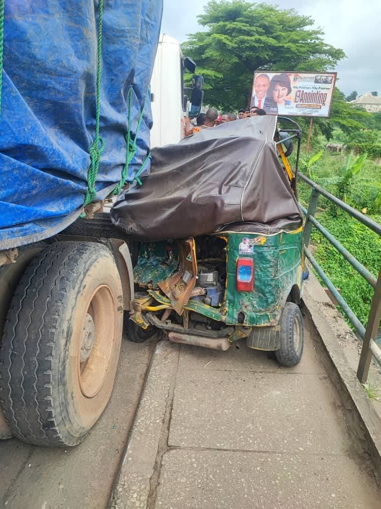 Many Injured as Cement-Laden Trailer Crashes Into Commercial Vehicles in Aba