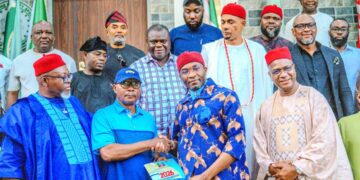 2027 Abia Governorship: APC Stakeholders Present Nomination Forms to Deputy Speaker Benjamin Kalu