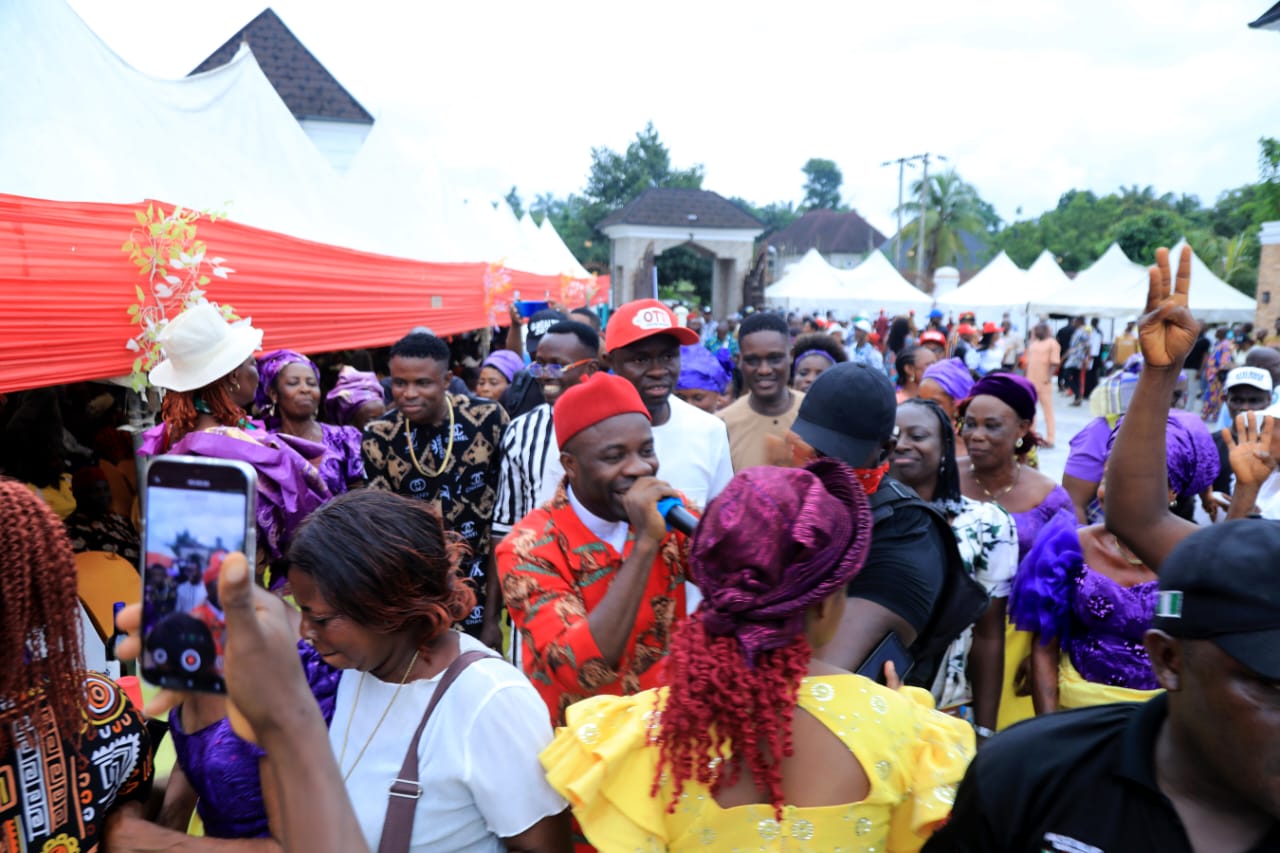 Over 3,000 Storm Eziama Ntighauzor as Evansino Declares for House of Reps, Promises People-Centered Representation