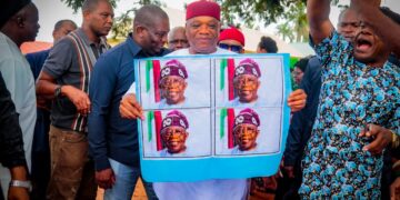 BREAKING: Senator Orji Kalu leads Over 4,000 APC Members for Tinubu at Igbere Ward 10 Senator Orji Kalu leads Over 4,000 APC Members for Tinubu at Igbere Ward