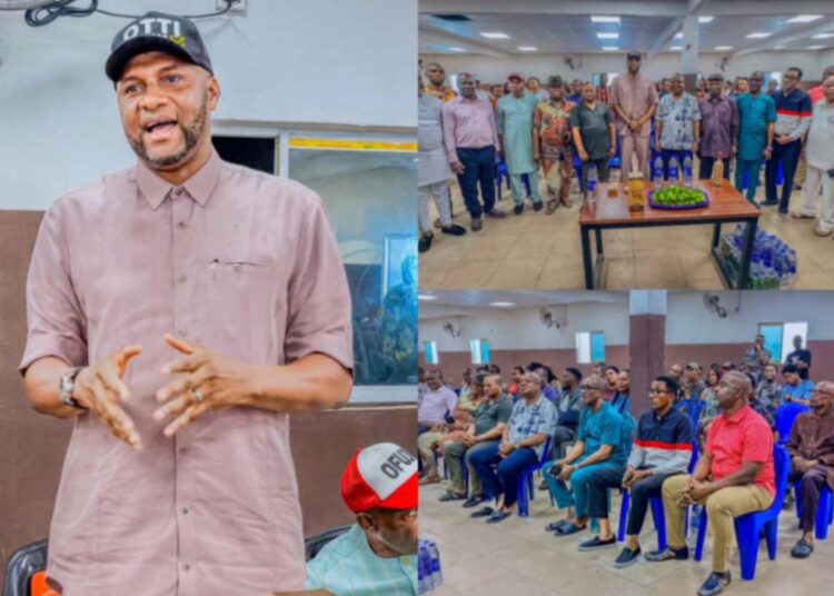 2027: Aba GSM Traders (Clothing Materials sellers) of Bende Extraction Declare Total Support for Dr. Chima Anyaso 1 2027: Aba GSM Traders (Clothing Materials sellers) of Bende Extraction Declare Total Support for Dr. Chima Anyaso