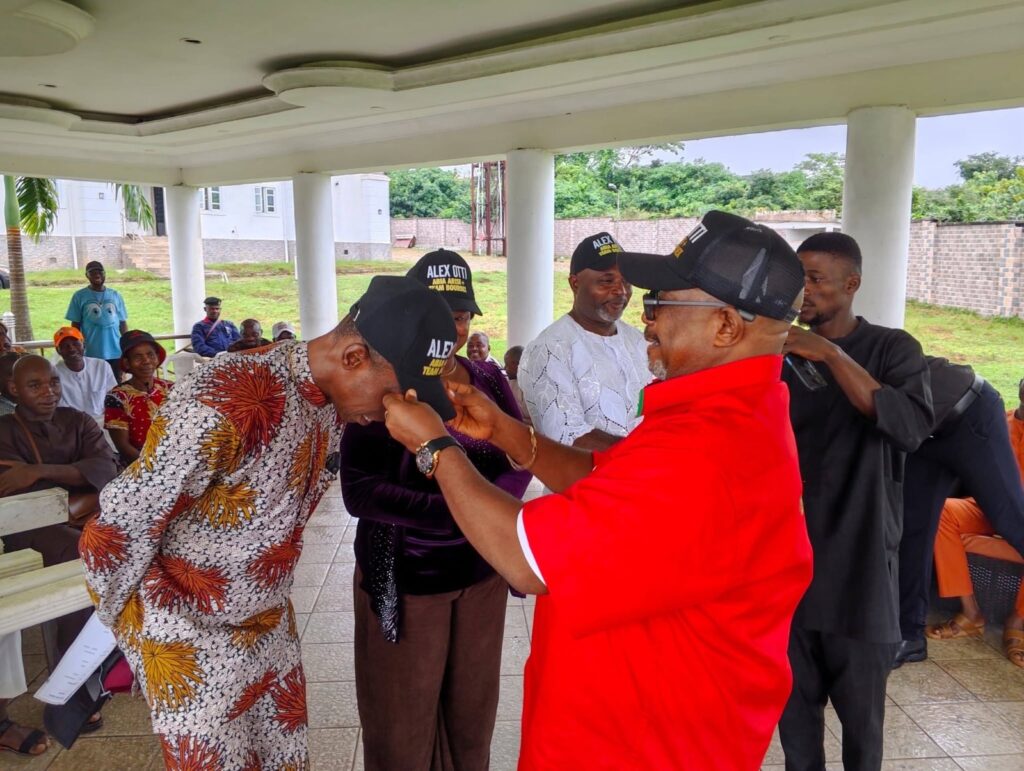 2027: Political Quake Rocks Bende as Chief Bourdex Mobilizes Massive Support for Gov. Otti, Labour Party 2 2027: Political Quake Rocks Bende as Chief Bourdex Mobilizes Massive Support for Gov. Otti, Labour Party