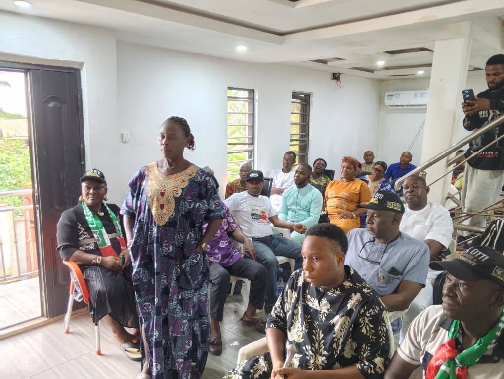 2027: Political Quake Rocks Bende as Chief Bourdex Mobilizes Massive Support for Gov. Otti, Labour Party 4 2027: Political Quake Rocks Bende as Chief Bourdex Mobilizes Massive Support for Gov. Otti, Labour Party