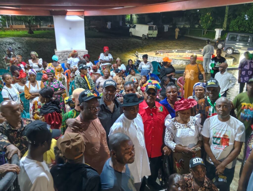 2027: Political Quake Rocks Bende as Chief Bourdex Mobilizes Massive Support for Gov. Otti, Labour Party 3 2027: Political Quake Rocks Bende as Chief Bourdex Mobilizes Massive Support for Gov. Otti, Labour Party