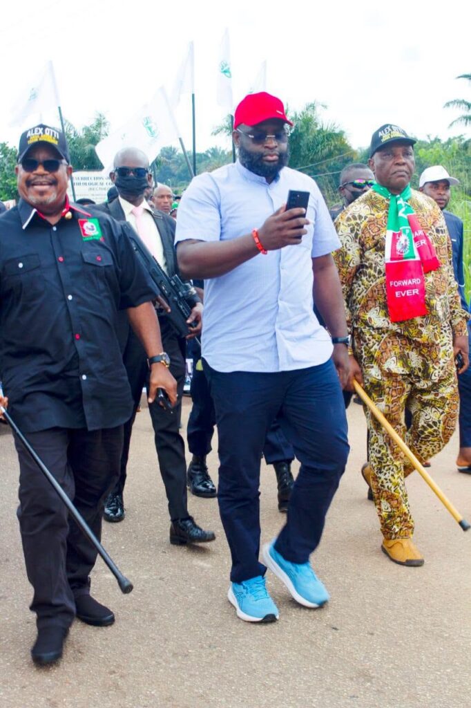 2027: Bourdex Storms Umunneochi, Inaugurates Ward Coordinators Amidst Mammoth Crowd 4 2027: Bourdex Storms Umunneochi, Inaugurates Ward Coordinators Amidst Mammoth Crowd