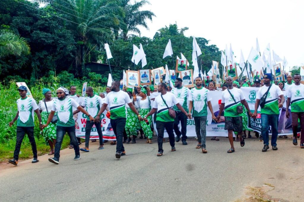 2027: Bourdex Storms Umunneochi, Inaugurates Ward Coordinators Amidst Mammoth Crowd 5 2027: Bourdex Storms Umunneochi, Inaugurates Ward Coordinators Amidst Mammoth Crowd