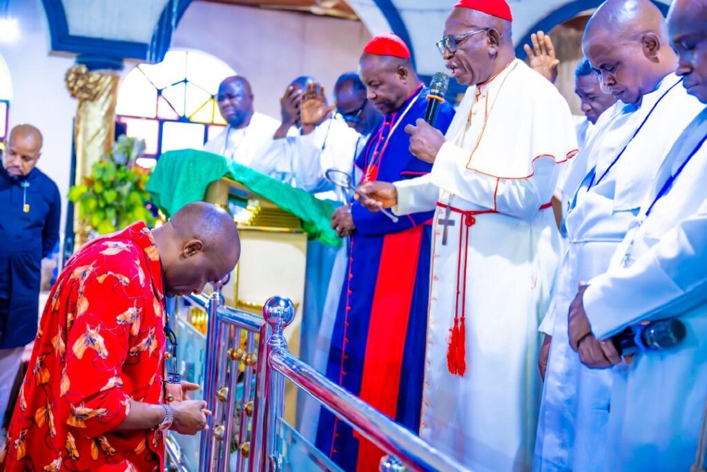 2027: More Endorsements for Kalu as Bende Traditional Rulers, Religious Leaders Back Re-election