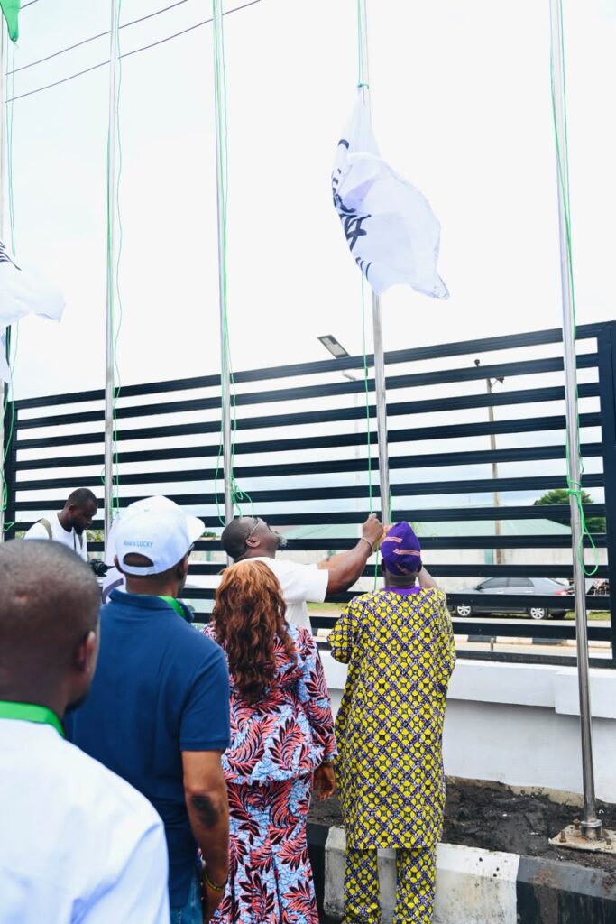 Former IGP Mike Okiro Hosts CityBoy Movement Flag in Abia, Applauds Seyi Tinubu for Creating Movement 4 Former IGP Mike Okiro Hosts CityBoy Movement Flag in Abia, Applauds Seyi Tinubu for Creating Movement