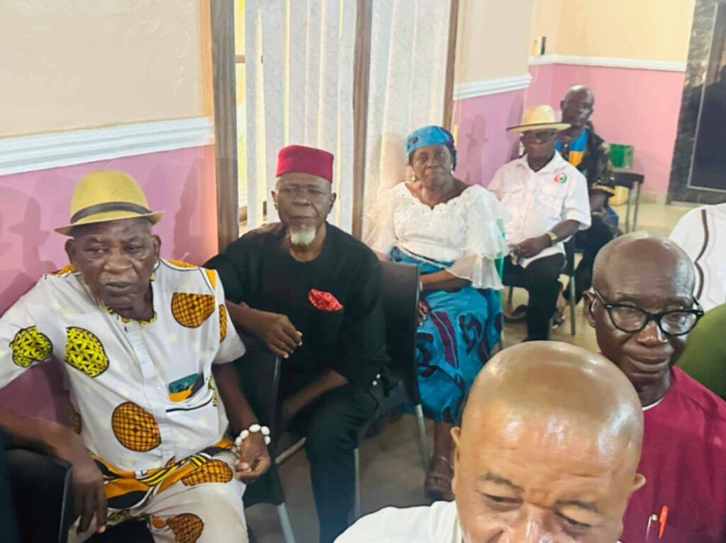 Bende Stakeholders Disown Purported Bende Forum Communiqué, Deny Endorsing Deputy Speaker Kalu 2 Bende Stakeholders Disown Purported Bende Forum Communiqué, Deny Endorsing Deputy Speaker Kalu