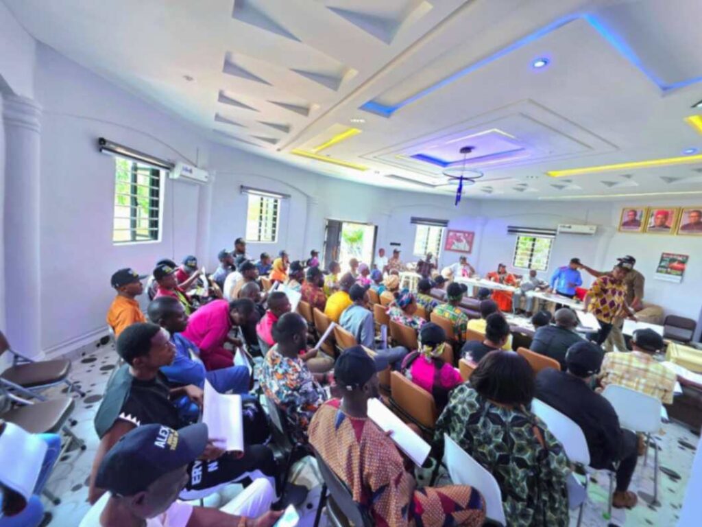 Bourdex Receives Rousing Welcome in Isuikwuato as Team Bourdex Inaugurates Ward Coordinators During LGA Unity Tour 4 Bourdex Receives Rousing Welcome in Isuikwuato as Team Bourdex Inaugurates Ward Coordinators During LGA Unity Tour