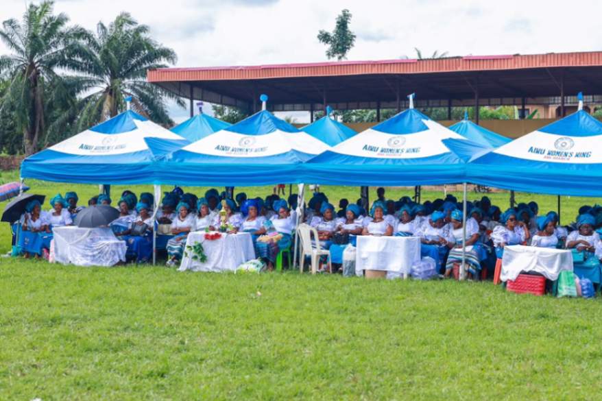 Amaokwe Item Women Honour Dr Chima Anyaso with Distinguished Award of Recognition as “Ezienyi Amaokwe Item” 4 Amaokwe Item Women Honour Dr Chima Anyaso with Distinguished Award of Recognition as “Ezienyi Amaokwe Item”