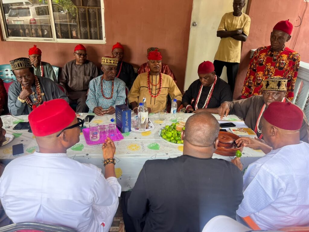 2027: Isuikwuato Monarchs Back Orji Kalu’s Senate Return, Commend Empowerment Efforts