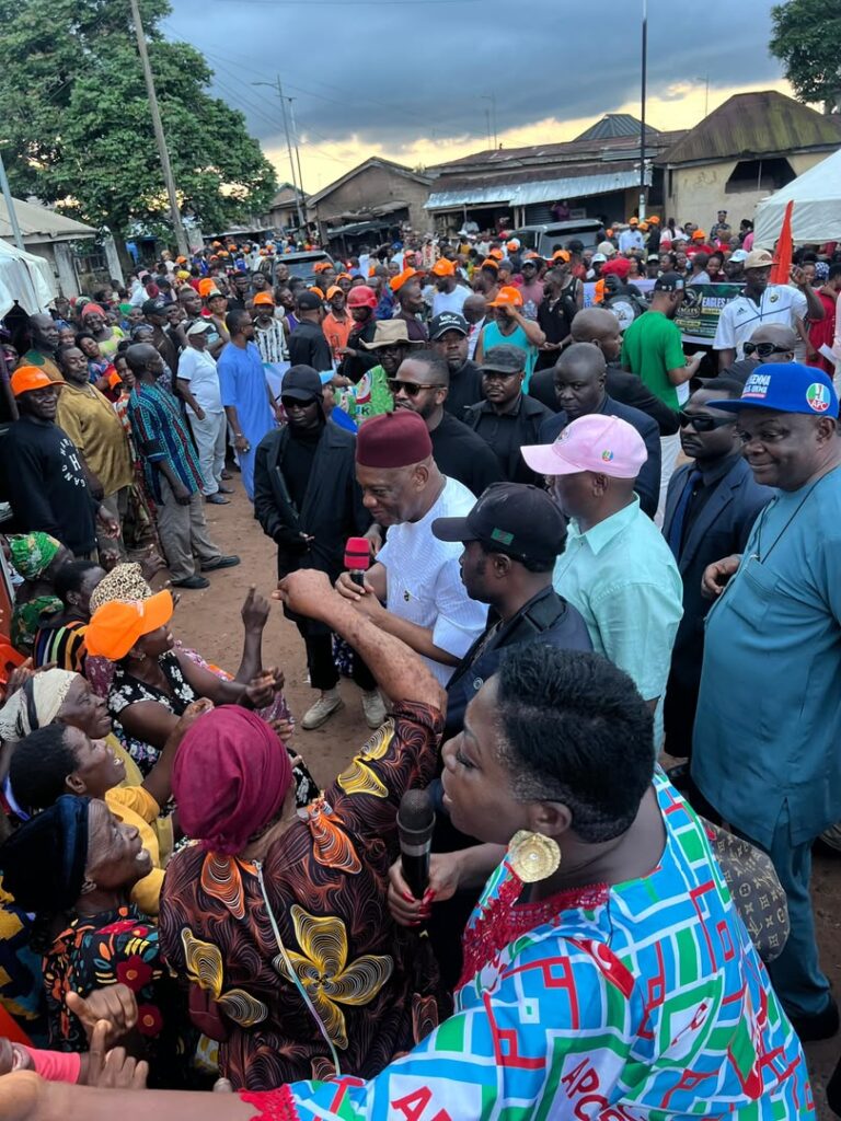 2027: Ebem, Amaekpu, Other Ohafia Communities Declare Support for Orji Kalu’s Re-election